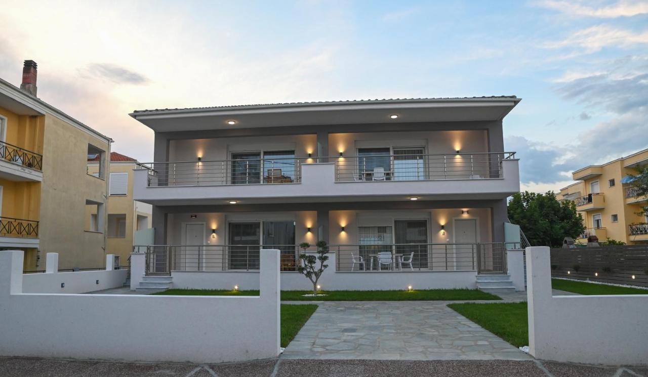 Faidra Apartments Nea Peramos  Exterior photo